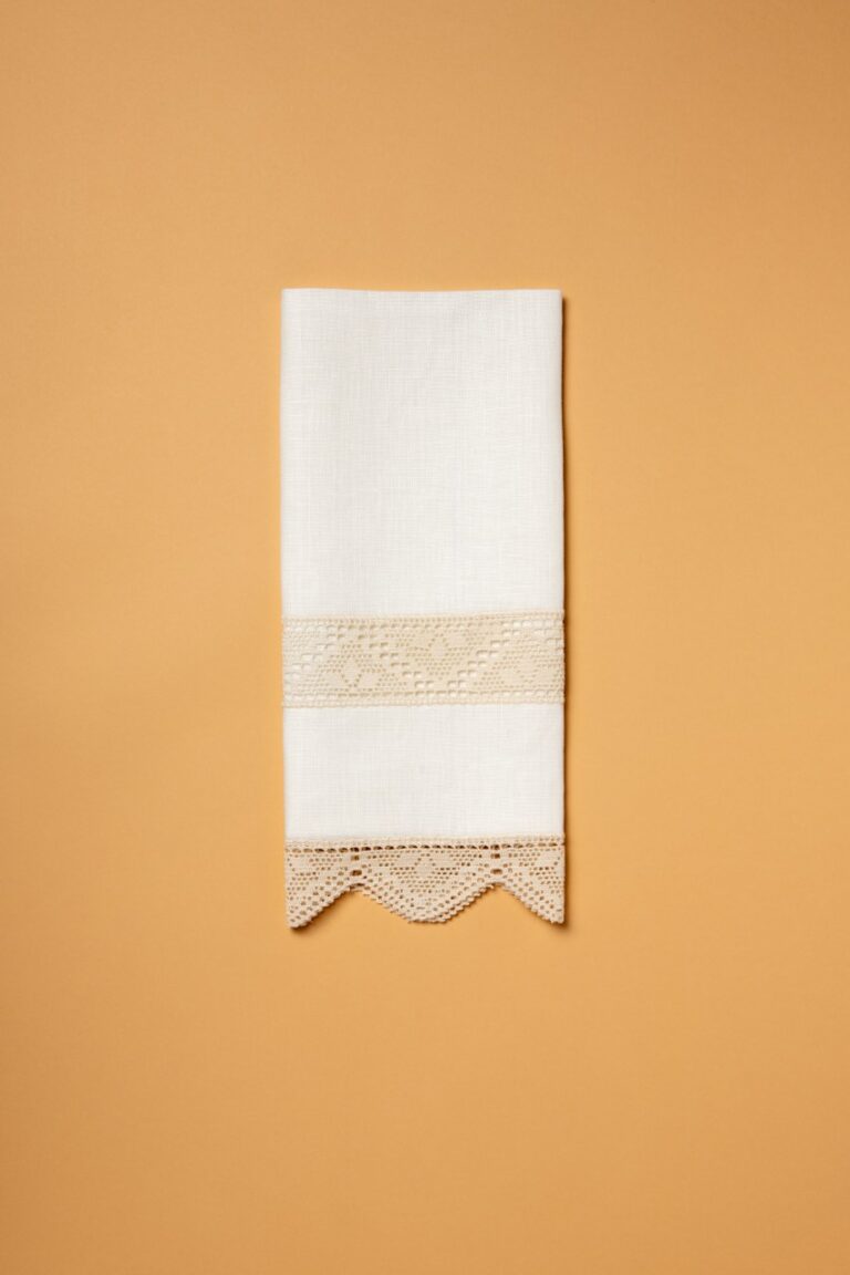 Tavira Linen Guest Towel
